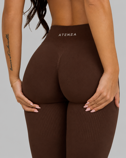 Atenea - Leggings sculpting de tiro medio con frunce - Marron